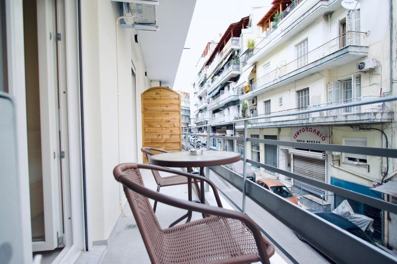 Antigonidon Square Apartament *